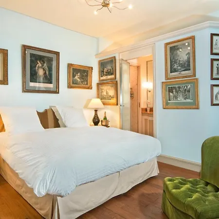 Luxury, Calm&elegance In The Heart Of Champs-elysées With A Bottle Of Champagne Upon Your Arrival !!! Parigi