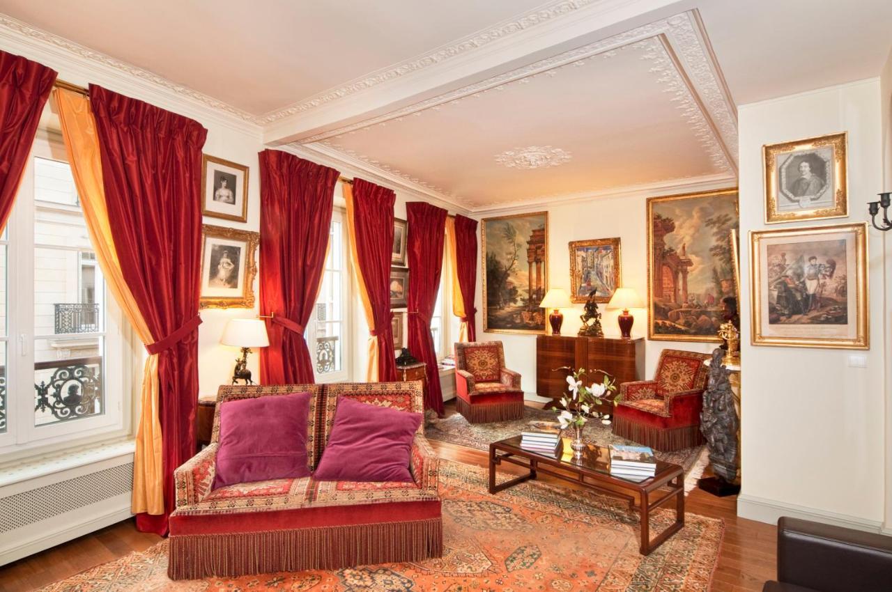 Appartamento Luxury, Calm&elegance In The Heart Of Champs-elysées With A Bottle Of Champagne Upon Your Arrival !!!