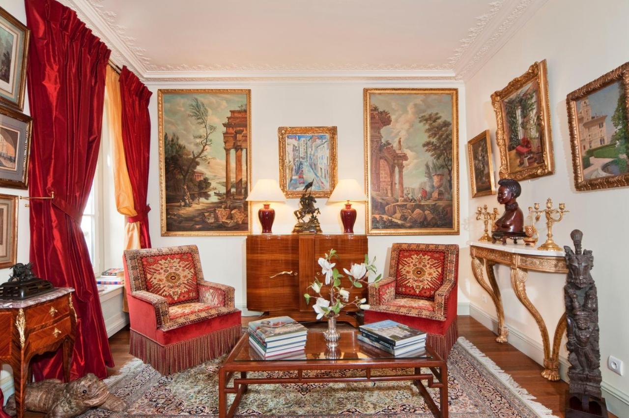 Luxury, Calm&elegance In The Heart Of Champs-elysées With A Bottle Of Champagne Upon Your Arrival !!! Appartamento Parigi